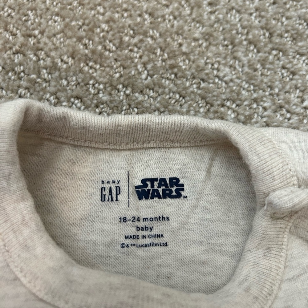 Baby Gap x Star Wars Long Sleeve Top, size 18-24 months - Picture 2 of 6